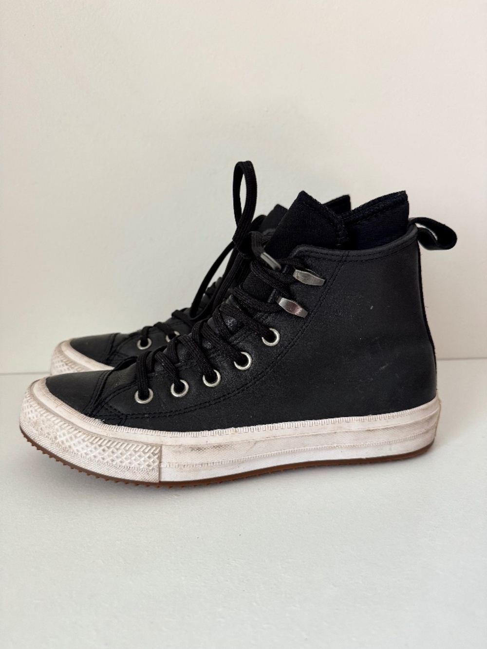 Converse Chuck Taylor All Star Waterproof Leather Boot High Top Black Women's 8